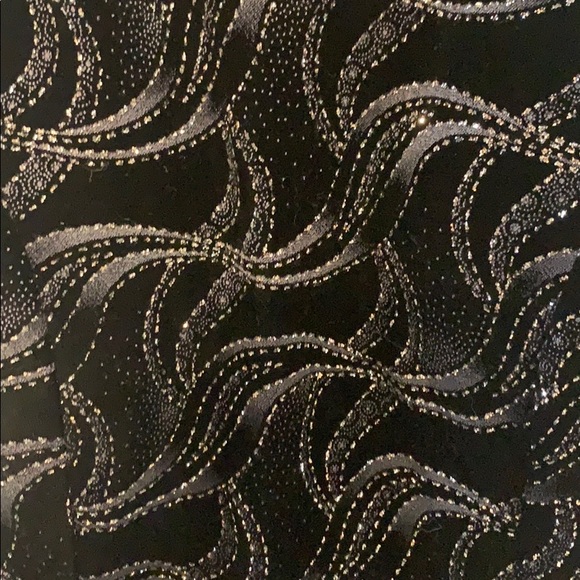 Shirt - Picture 2 of 5